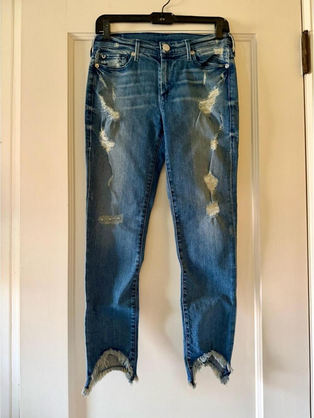 True Religion Halle Mid Rise Super Skinny distressed jean with shark bite hem 26